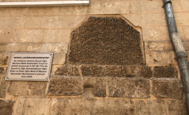 Şanlıurfa'da 800 yıllık medresenin sırrı!