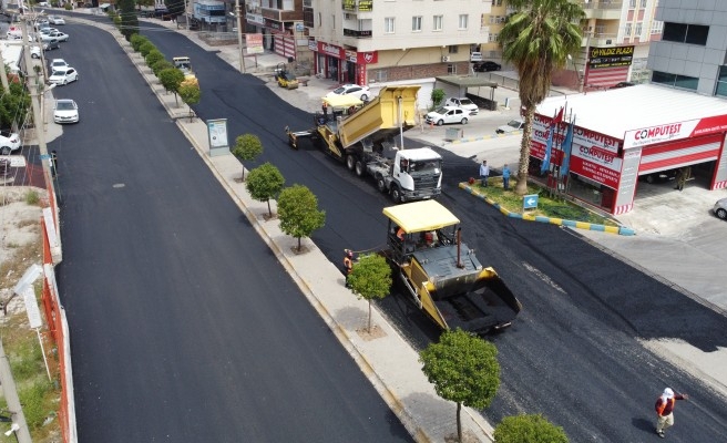 Şanlıurfa'da asfalt çalışmaları hızlandı  