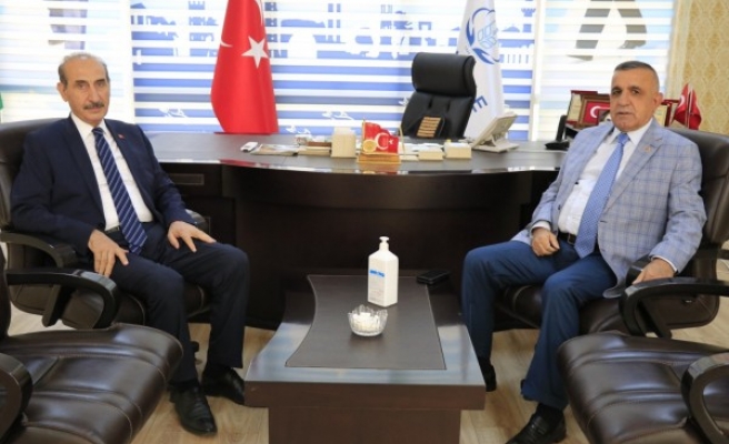 Vekil Akay’dan Yalçınkaya’ya ziyaret