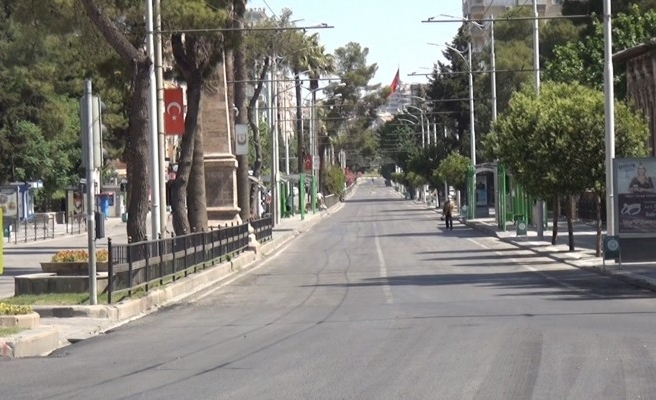 Ramazan Bayramı’nda cadde ve sokaklar boş kaldı