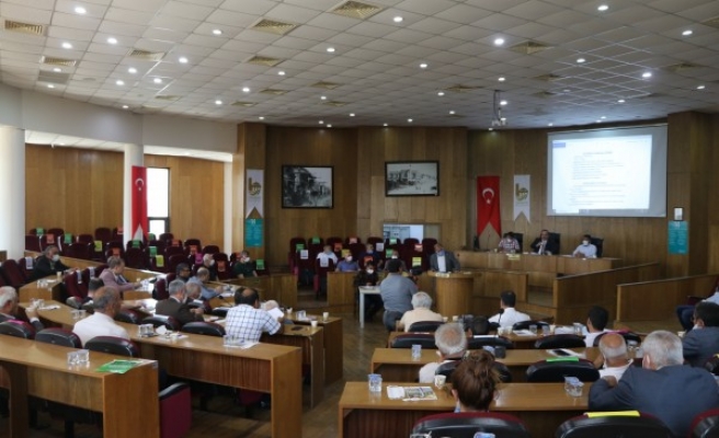 Viranşehir Meclisi'nde komisyon raporları konuşuldu