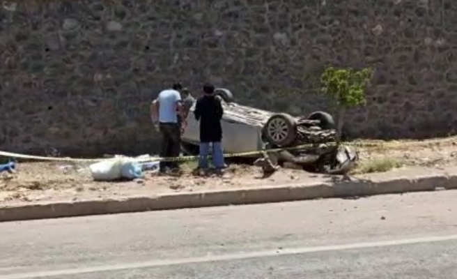 Karaköprü’de otomobil takla attı