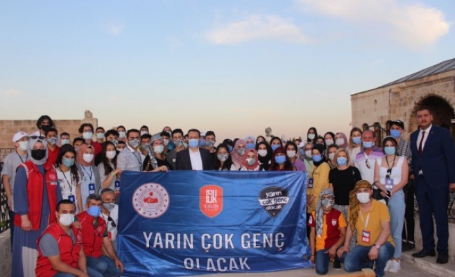 5 ilden gelen öğrenciler Şanlıurfa'yı gezdi