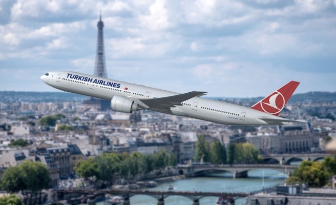 Gaziantep'ten Paris'e uçak seferi