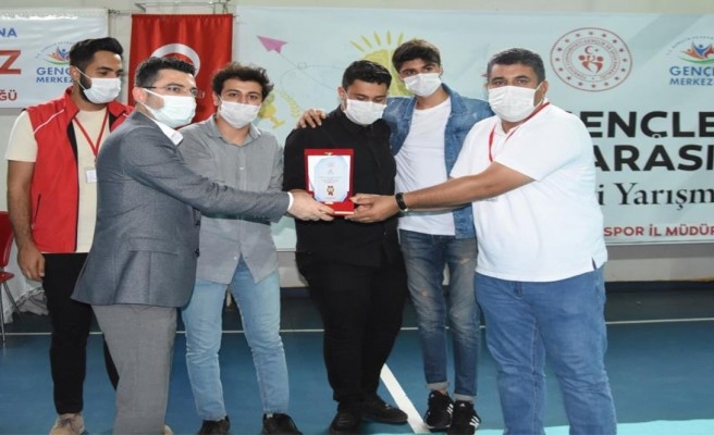 Şanlıurfalı gençler Bilgi Yarışması'nda birinci oldu