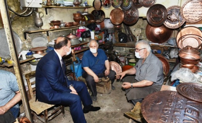 Vali Erin esnafla buluştu