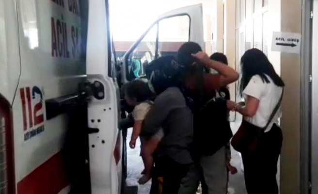 Şanlıurfa’da minibüs devrildi: 11 yaralı