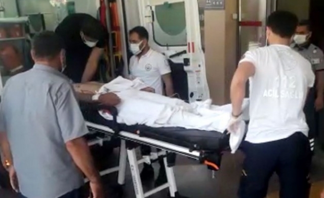 Biçerdöver sürücüsü elektrik akımına kapıldı