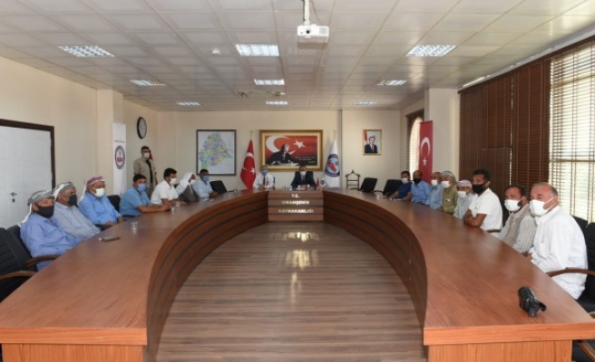 Vali Erin, göçerlerle buluştu