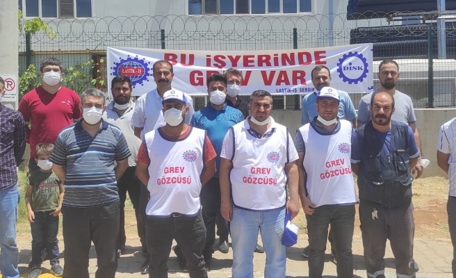 Şanlıurfa'da fabrika işçileri greve başladı