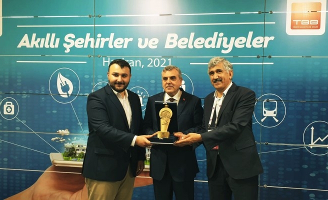 Büyükşehir, akıllı ulaşımda ödüle layık görüldü