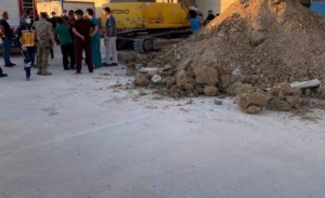 Ceylanpınar Devlet Hastanesi'nde göçük! Yaralılar var