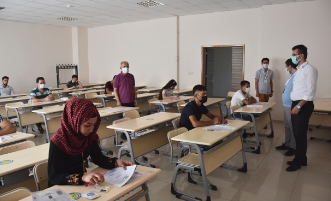 HRÜ’de Uluslararası Öğrenci Sınavı yapıldı