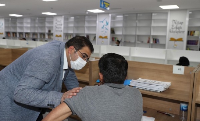 Canpolat’tan öğrencilere moral ziyareti