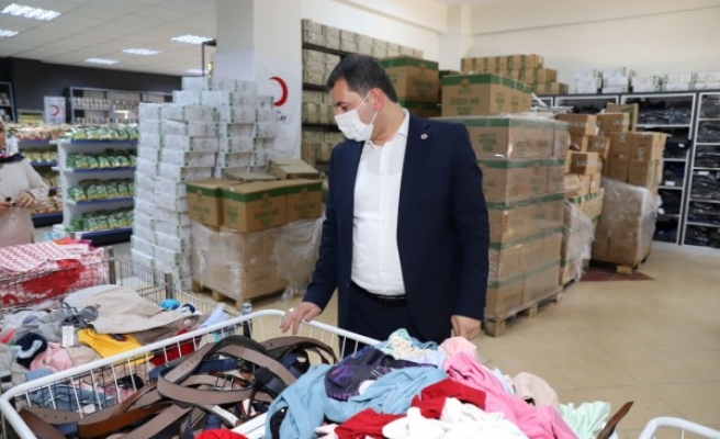 Baydilli: “Tek yardım merciimiz sosyal markettir”