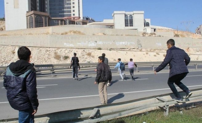 HÜDA PAR'dan kampüs okulları için üst geçit çağrısı