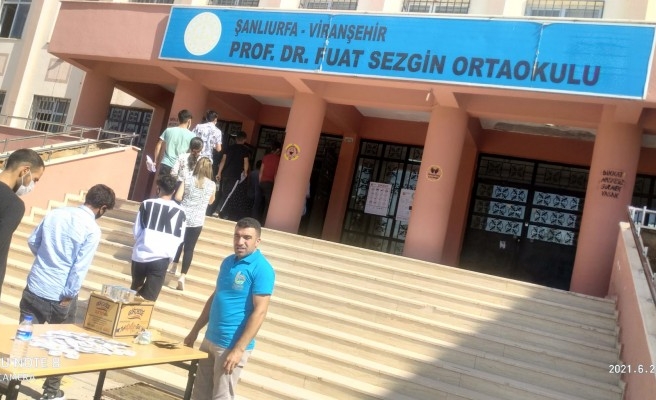 Viranşehir Belediyesi öğrencileri yalnız bırakmadı