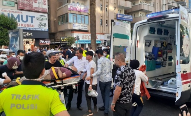 Şehir içi otobüsü yayaya çarptı