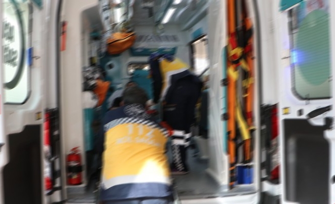 Annesini kurtarmak isterken hayatından oldu