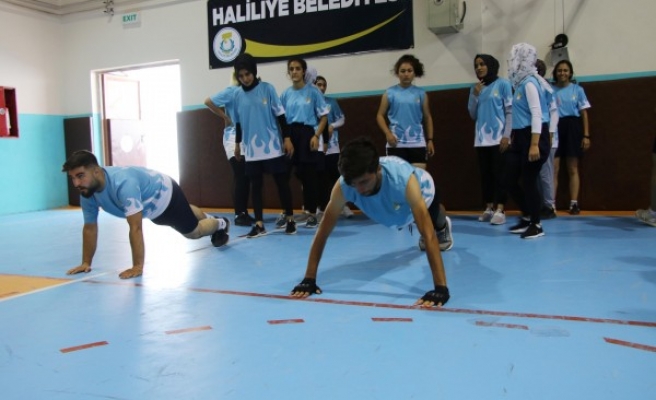 Gençler, özel yetenek sınavına hazırlanıyor