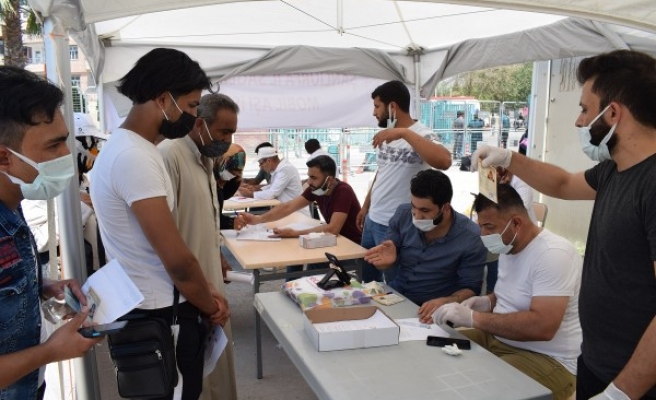 Bayram için ülkelerine gidiyorlar