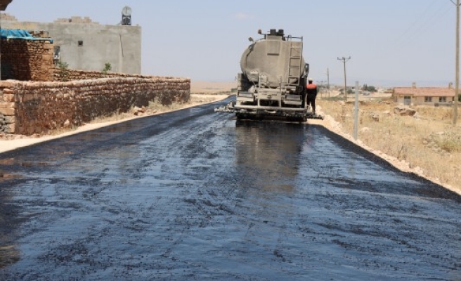 Bozova kırsalında yol yapım atağı