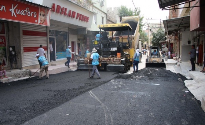 Haliliye’de asfalt çalışmaları kararlılıkla sürüyor