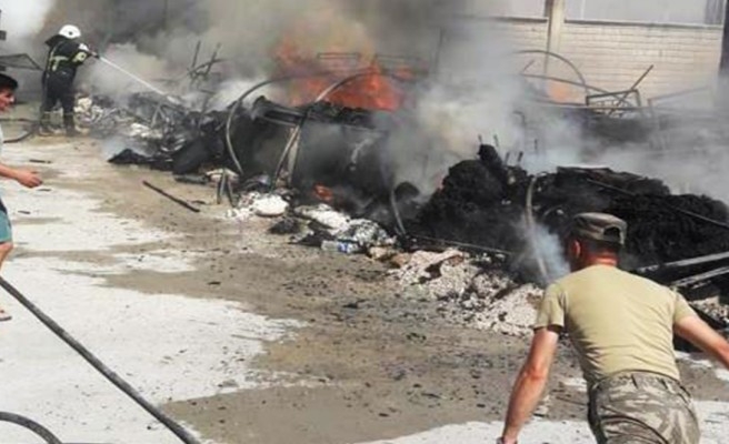 Akçakale'de korkutan yangın