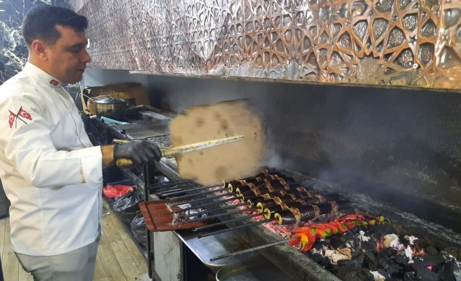 Dünya’nın en lezzetli kebapları Urfa’da