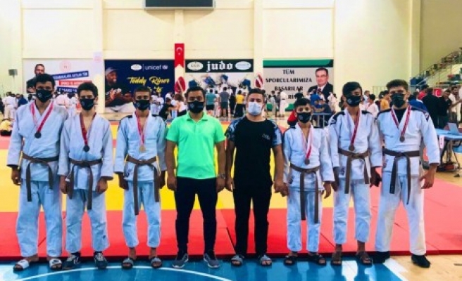 Şanlıurfalı sporcular 9 madalya ile döndü