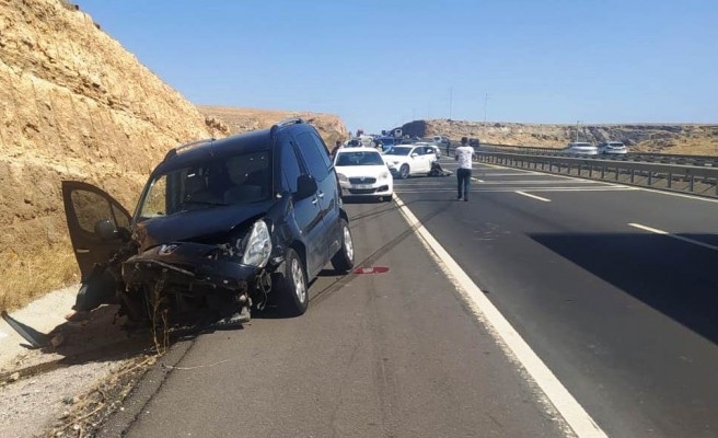 Şanlıurfa'da zincirleme kaza: 10 yaralı