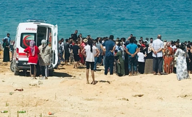 Bozova’da 2 genç boğuldu