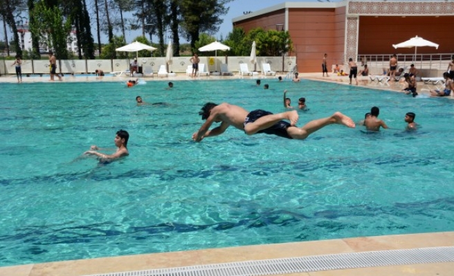 Siverek Olimpik Yüzme Havuzu hizmete açıldı