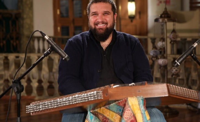 Sedat Anar “Sesler Alemi” ile TRT Müzik’te