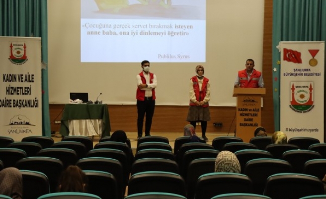 Şanlıurfa'da 'mutlu evliliğe ilk adım' konulu eğitim verildi