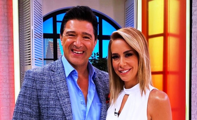 Kürtçe konuşan konuğu yayından alan Yılmaz’a Kürtçe şarkılı gönderme