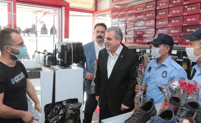 Zabıtadan sirenli şehir turu