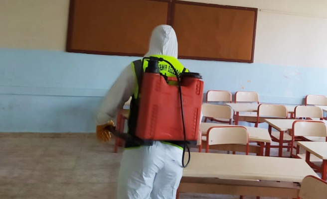 Viranşehir’de okullar dezenfekte edildi