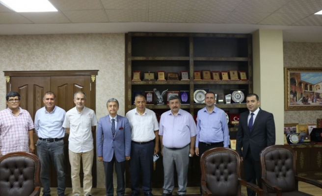 BİK Müdürü ve gazete sahiplerinden Yeniçeri’ye ziyaret