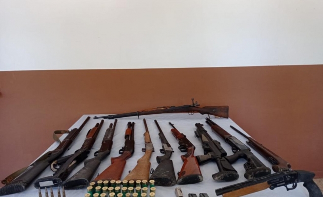 Jandarmadan silah kaçakçılarına operasyon: 2 gözaltı