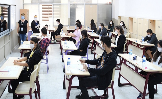 Kalabalık sınıfları azaltmak için yeni formül