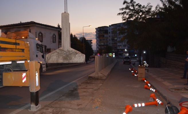 Kaymakamlık önündeki bariyerler kaldırıldı