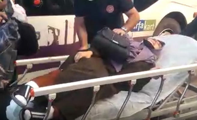 Ani fren otobüsteki yolcunun ayağını kırdı!