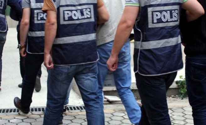 Şanlıurfa'da zehir tacirlerine operasyon: 9 gözaltı