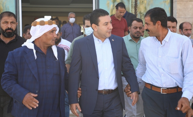 Özyavuz: “Hizmetleri hemşerilerimizle buluşturuyoruz”