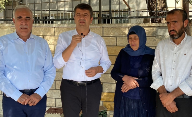 CHP'li vekillerden Şenyaşar ailesine ziyaret