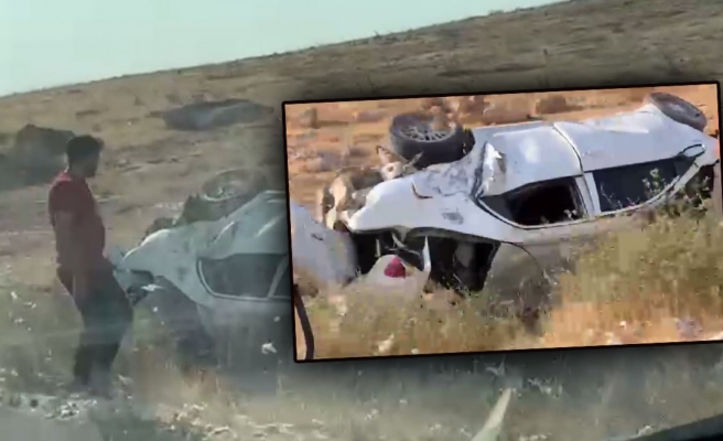 Urfa'da otomobil şarampole uçtu: 2 yaralı