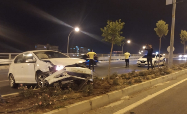 Şanlıurfa'da araçlar çarpıştı!