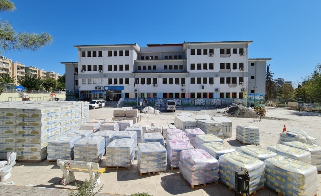 Urfa'da okulların zamansız tadilatı uzayacak!