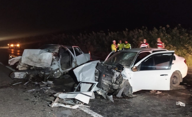 Urfa'da iki araç çarpıştı: 2 ölü